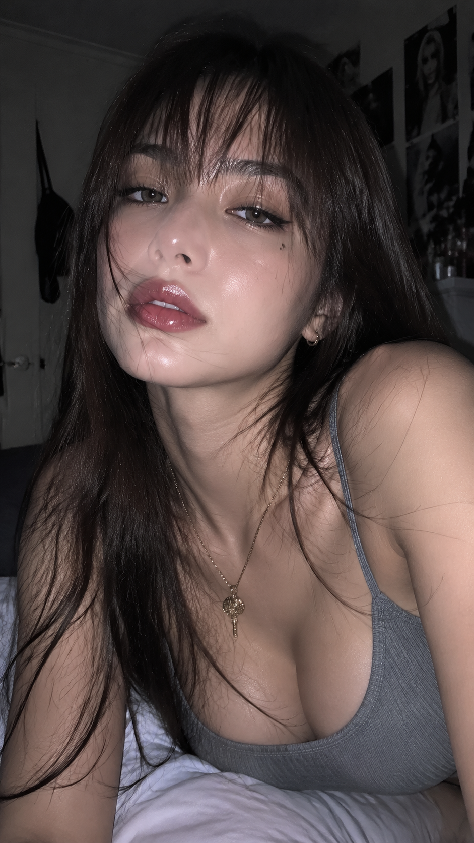 { "meta": { "camera": "iPhone 17 Pro", "lens": "24mm", "aspect_ratio": "9:16", "