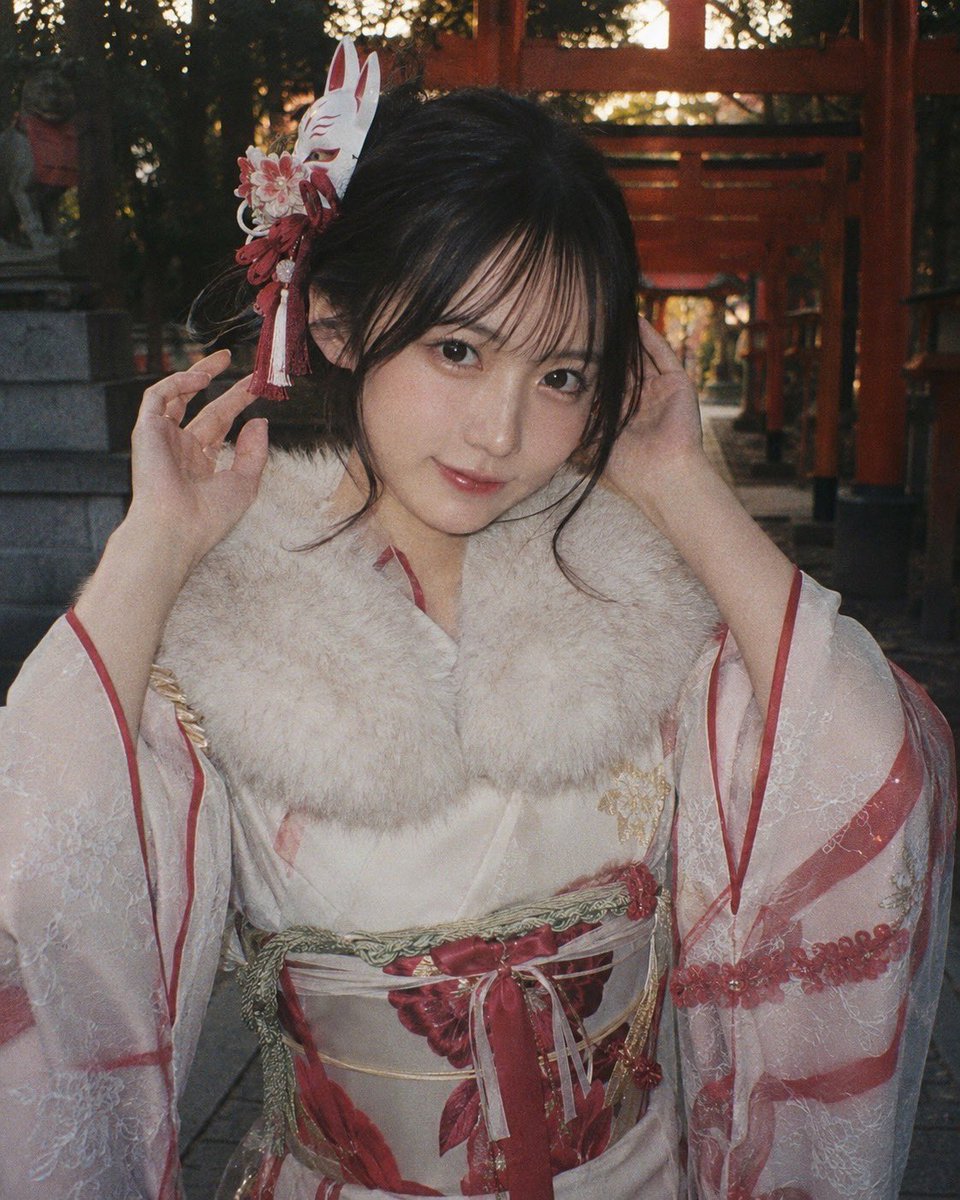 神社和服肖像(面部遮挡)