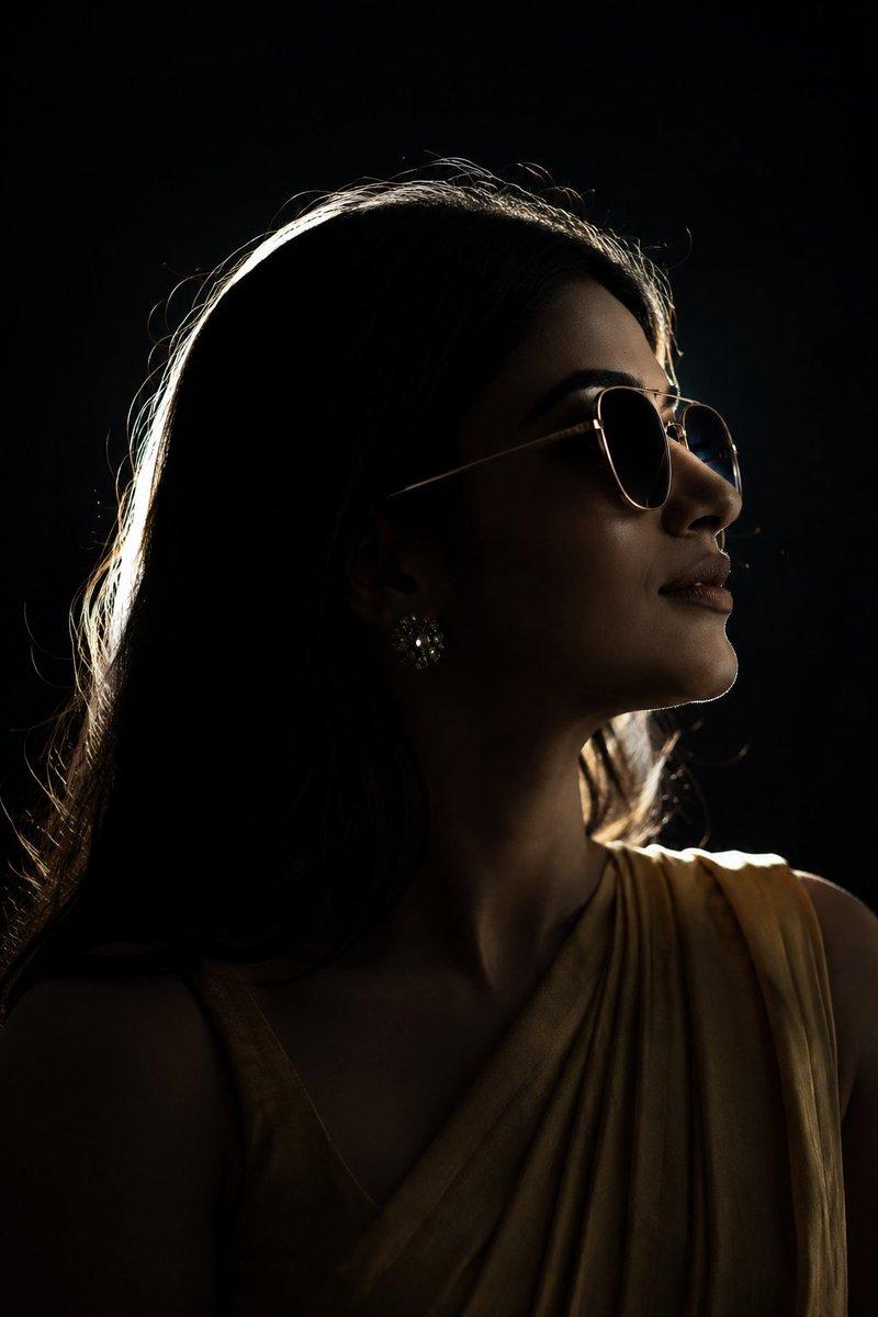 Dark Silhouette Rim-Light Portrait