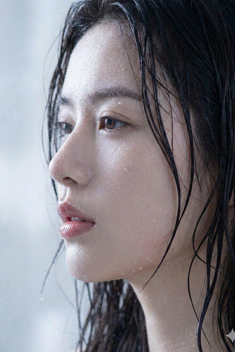 Extreme profile hyper-realistic skin: GPT Image 2 prompt