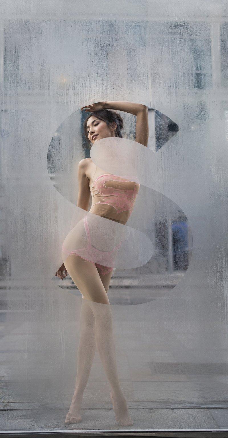 Frosted glass street fashion editorial: GPT Image 2 prompt
