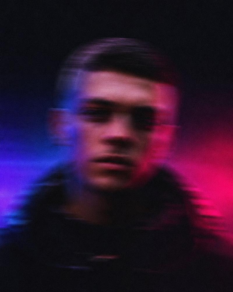 Motion blur streetwear portrait: GPT Image 2 prompt