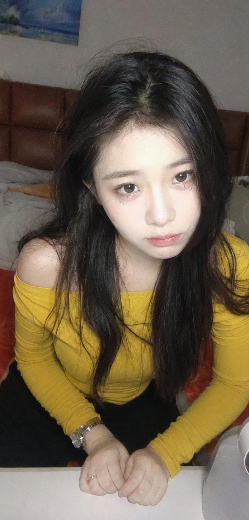 早期安卓风格东亚女性生活自拍