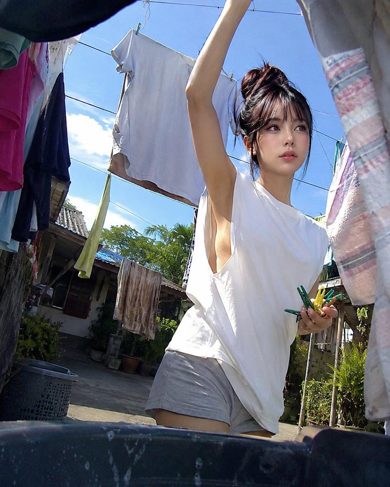 索爱手机直出怀旧风晾衣少女