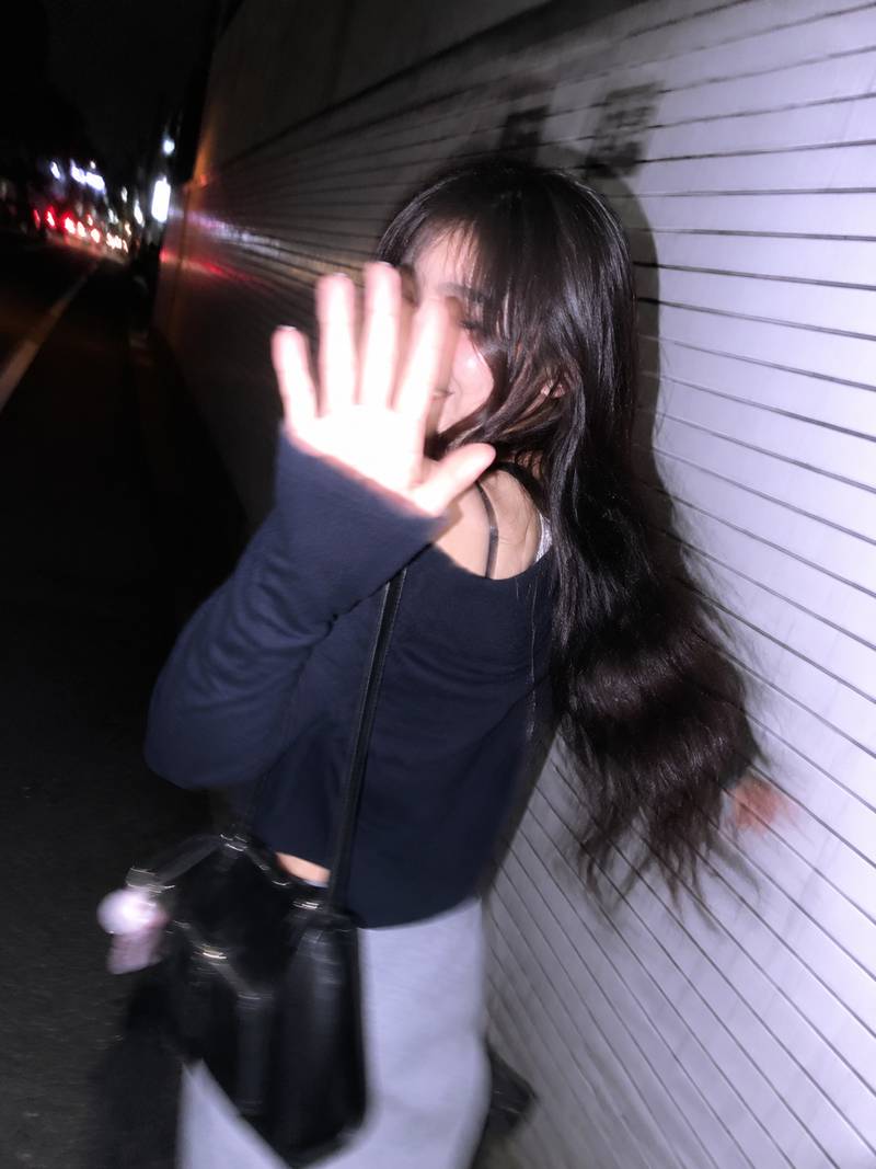 Ultra-realistic candid smartphone photo, 3:4 vertical