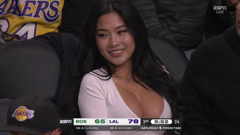 GPT- image 2kling 3.0 电视转播画面超级真实镜头 话说这个女的是什么明星吗为什么谷歌 veo 无法生成视频 GPT- ima...