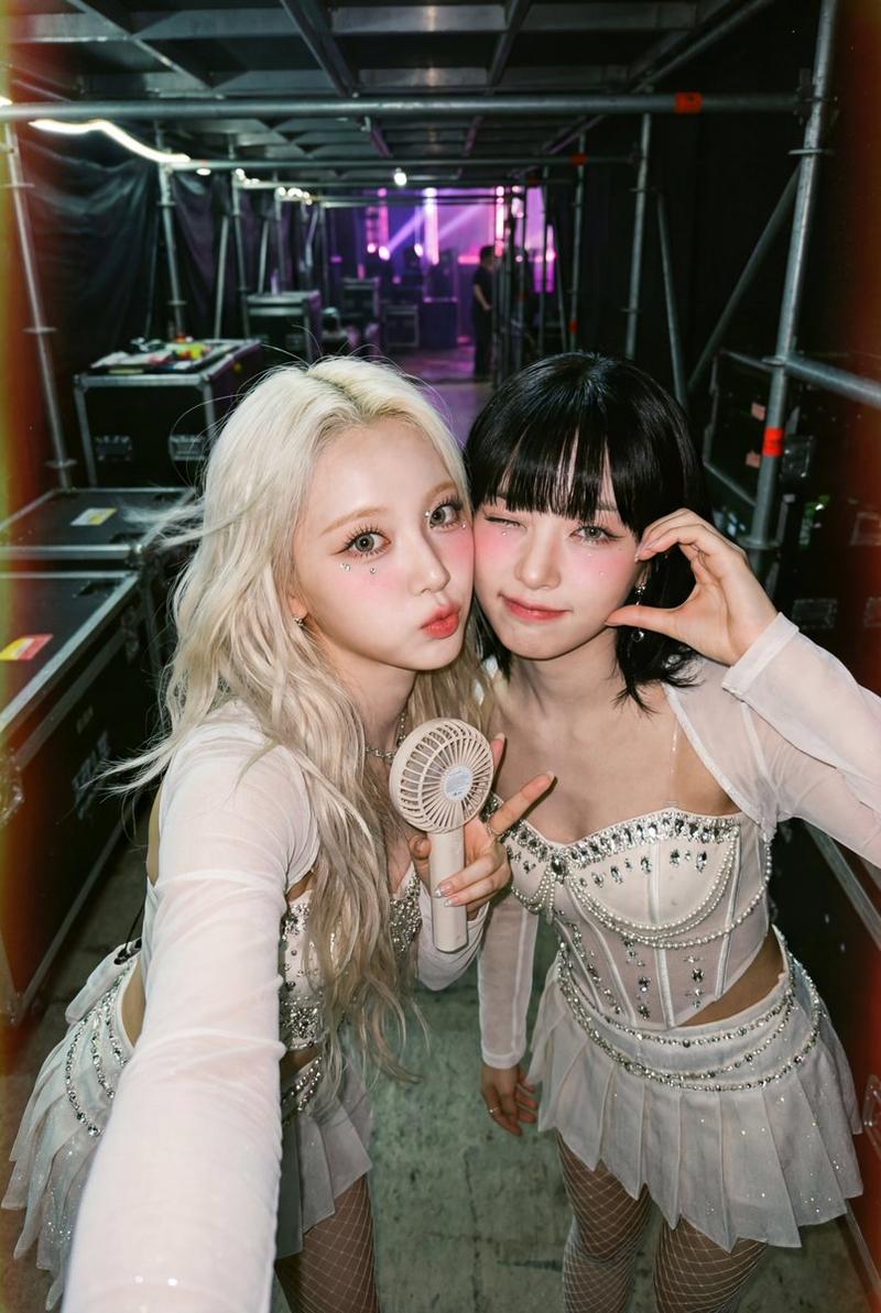 K-pop天后后台自拍