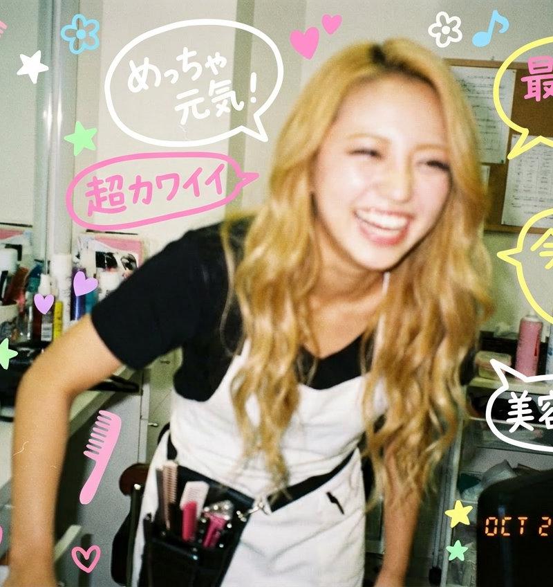 Y2K世代眼中的写ルンで撮った社sン：从ポスカ书写到NaNoBaP的演变