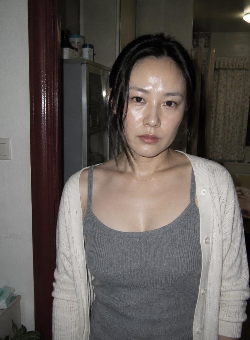 公寓闪光灯抓拍人像