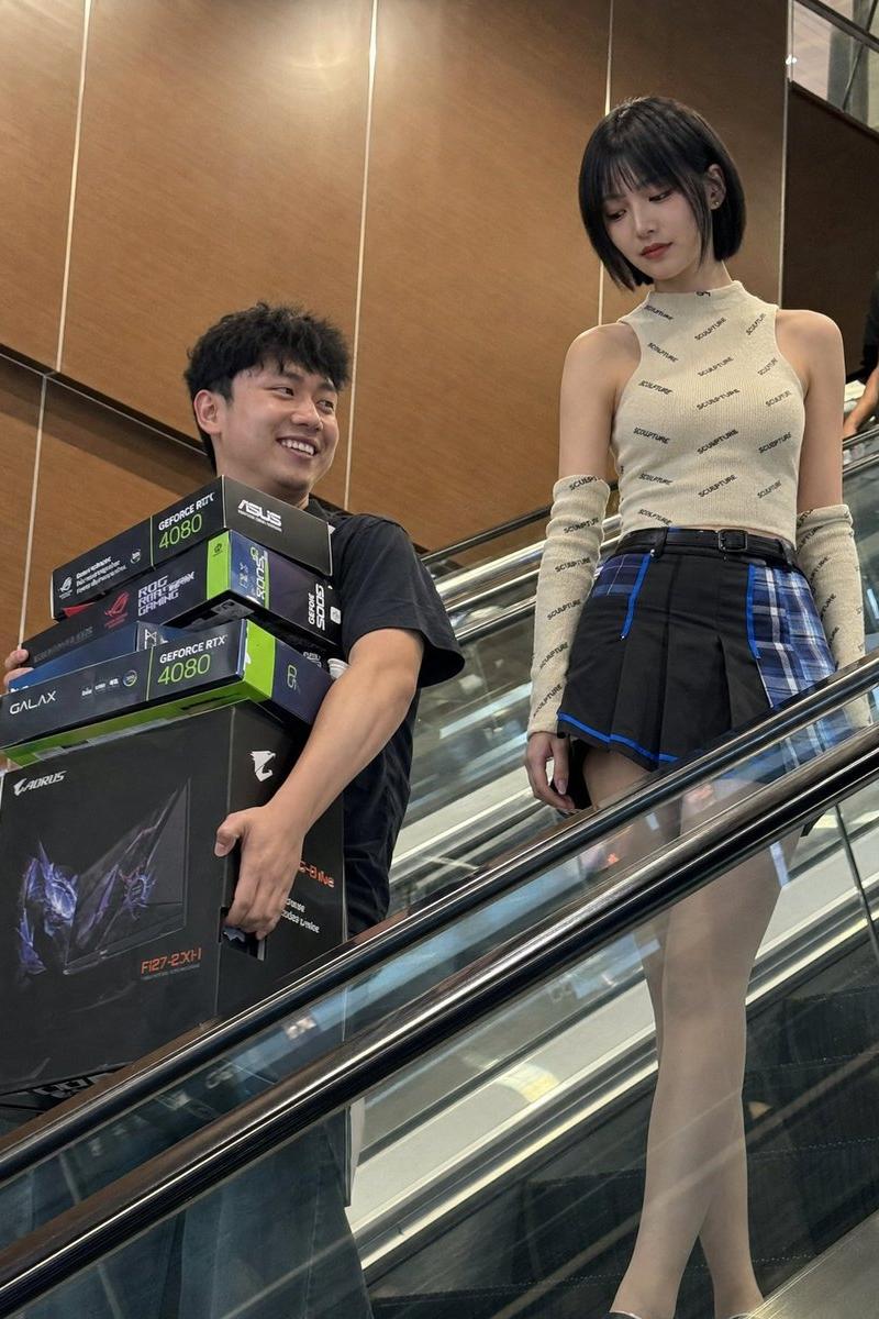 Candid Mall Shopping Snapshot