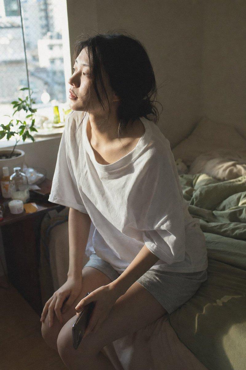 清晨卧室随拍肖像