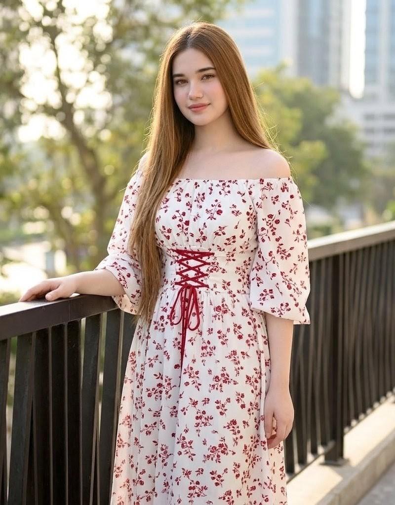 户外碎花连衣裙人像