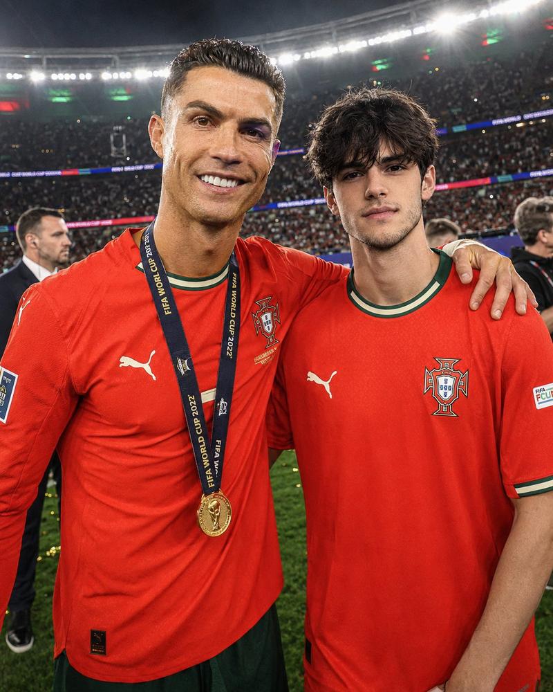 与 Cristiano Ronaldo 的合影
