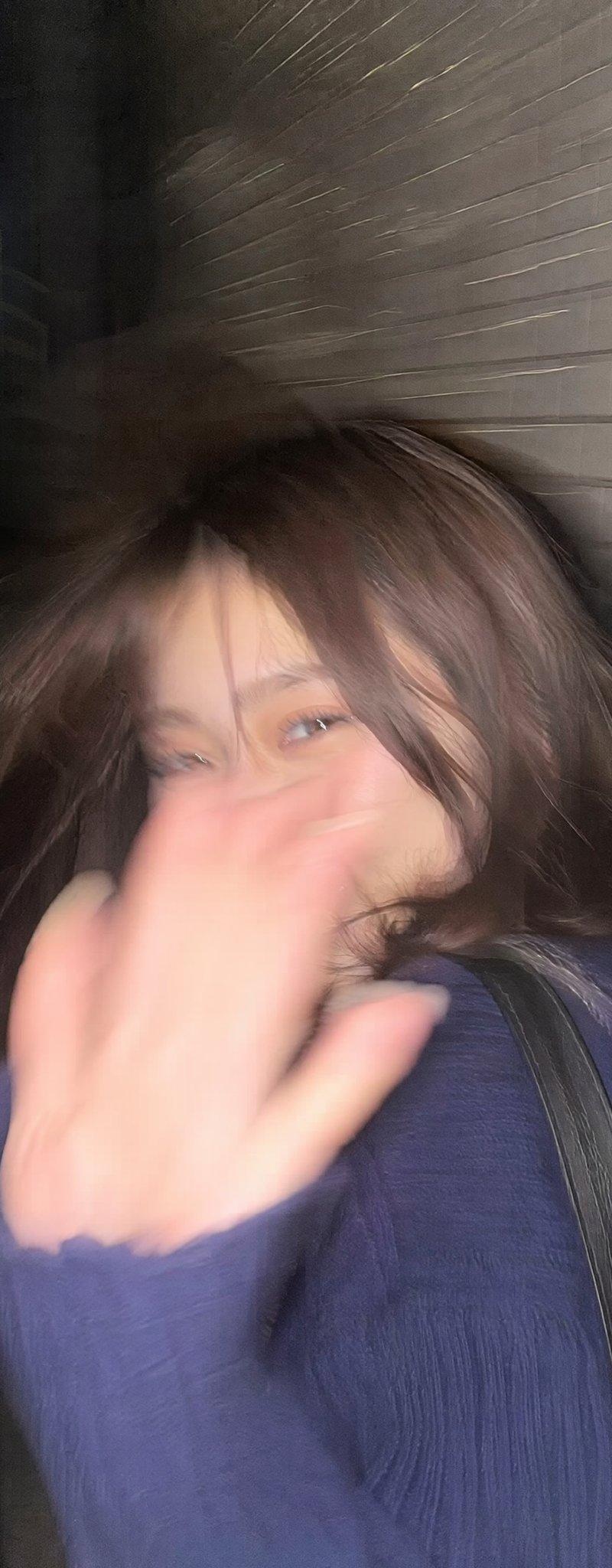 逼真的智能手机夜间动态模糊快照